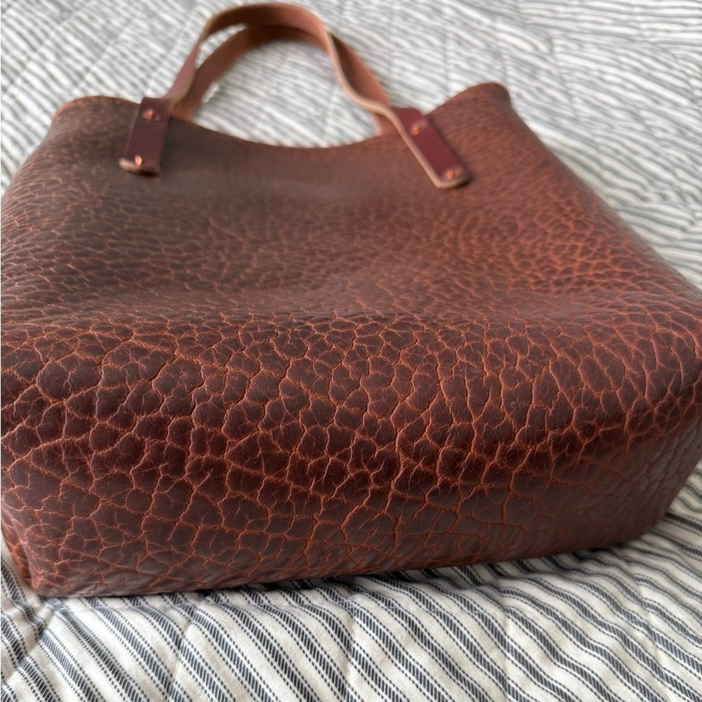 Go Forth Goods Medium Slim Avery Tote in Cognac Bison Full Grain Leather - Picture 3 of 7